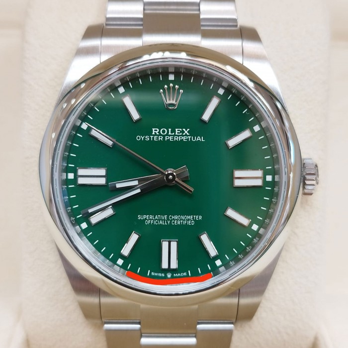 Rolex Oyster Perpetual 41 Green Dial New 2024 Full Set 124300