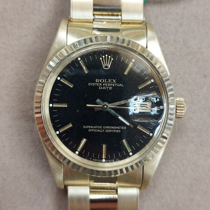 Rolex Oyster Perpetual Date 14kt Yellow Gold Stardust Black Dial Full Set 15037