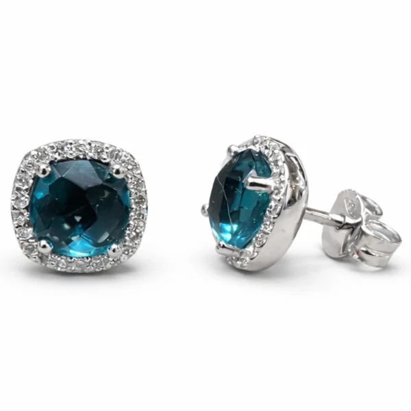 Orecchini topazio blu london e diamanti in oro bianco 18Kt – DIENNECI GIOIELLI
